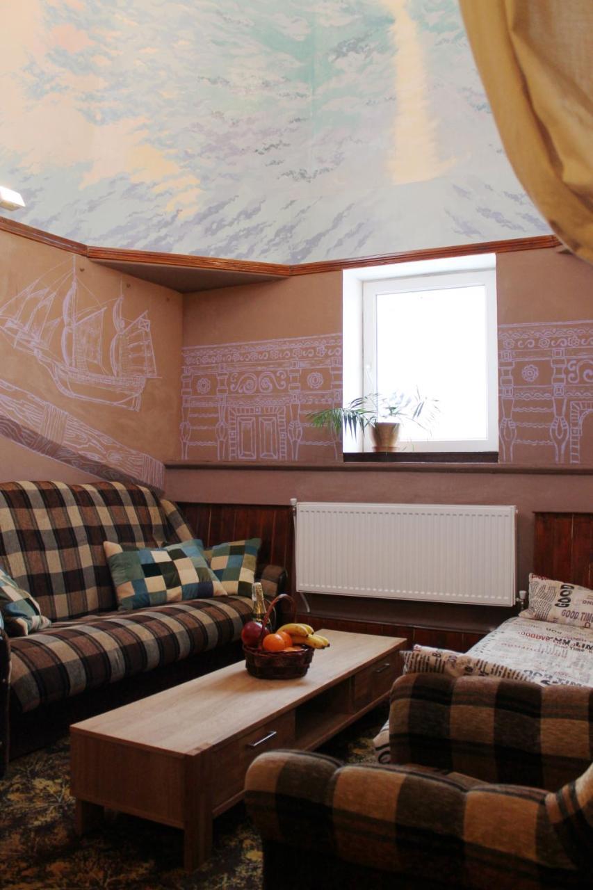 Hotel Calipso Kharkiv Extérieur photo