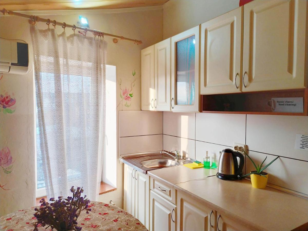 Hotel Calipso Kharkiv Extérieur photo